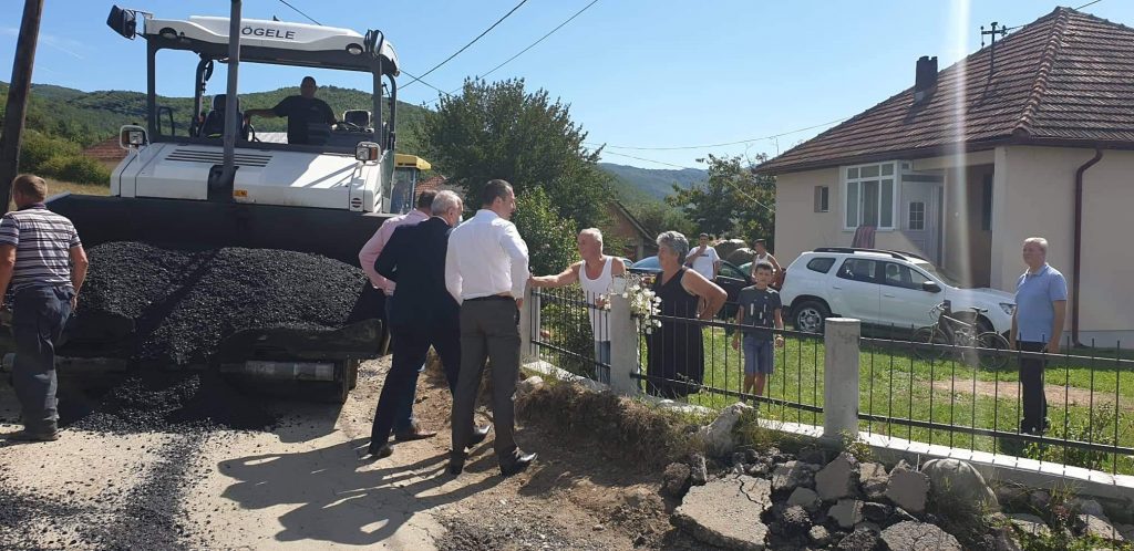 Општина завршила асфалтирање пута у Загорју, радове обишао предсједник Шћекић